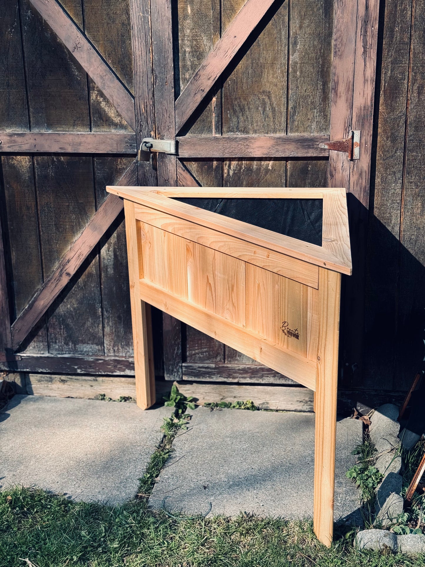 Custom Cedar Triangle Planter – Perfect Corner Fit (Starting at $280)