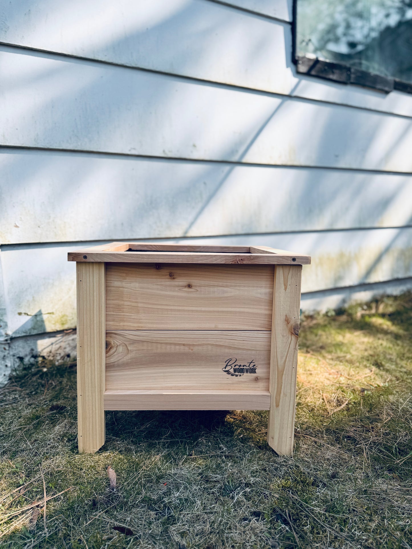 🔥 The Ancaster – Our Most Popular Planter!🪴