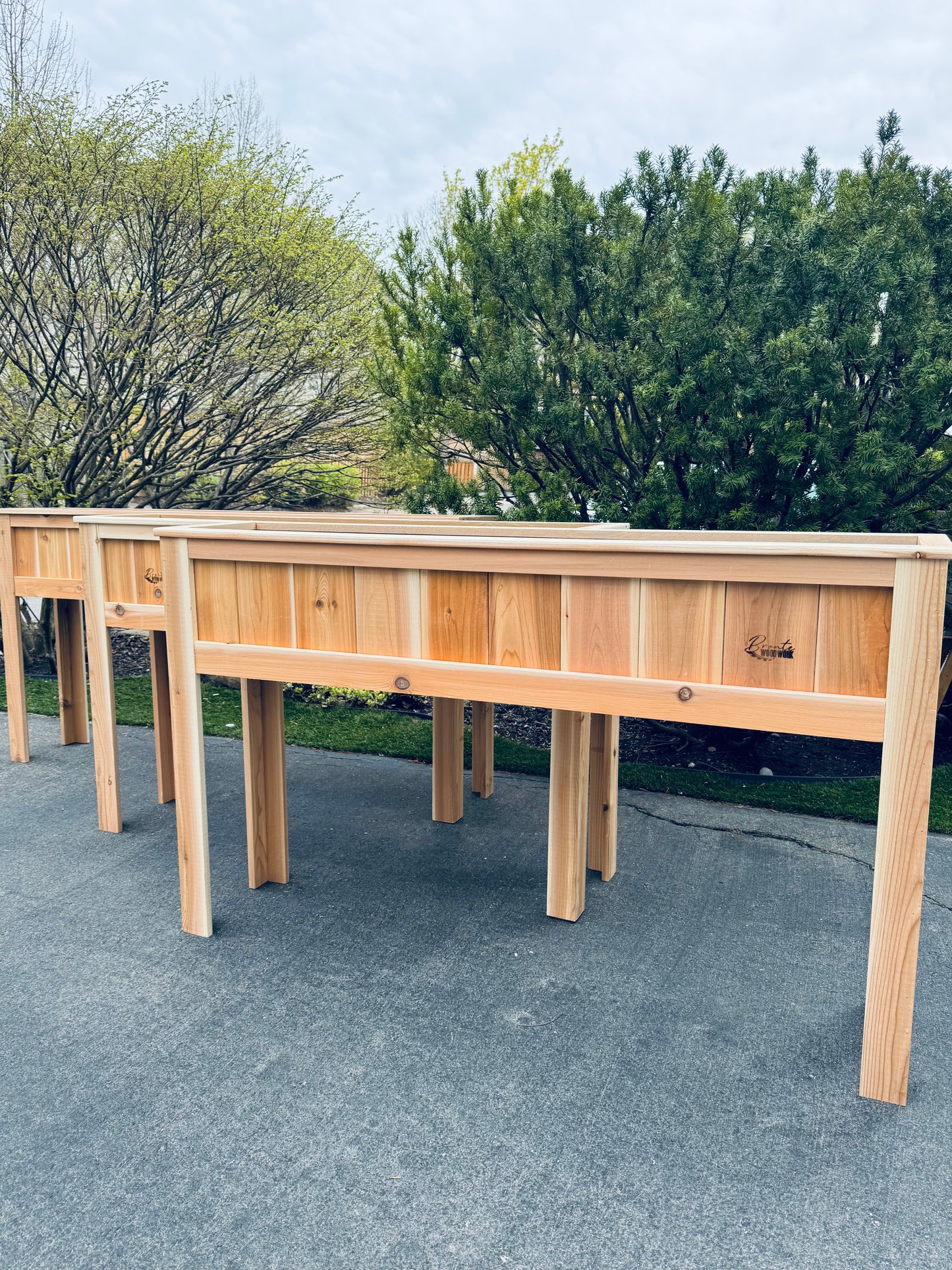 Niagara Series – Made to Measure Cedar Planter(Starting at $200) for custom sizes