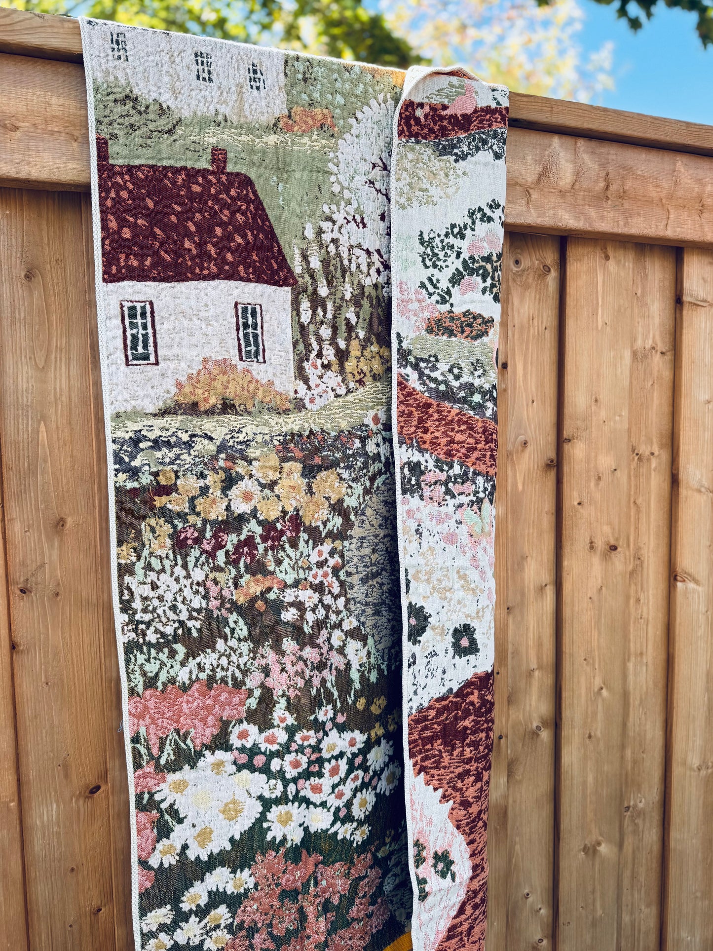 100% Cotton Woven Towel – Countryside Cottage Series (80×160 cm)
