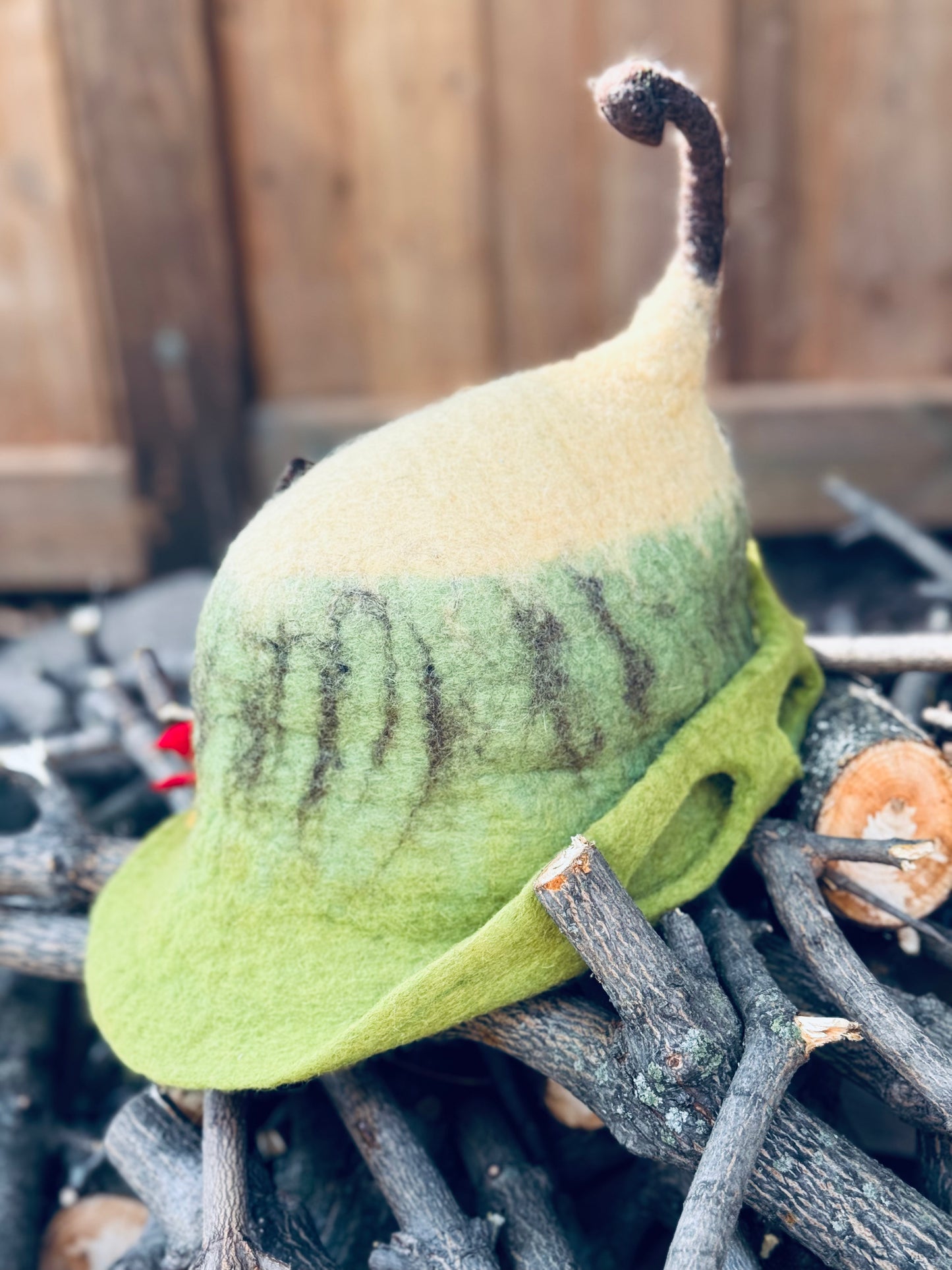 Autumn Leaves Felt Hat – Handmade in Nepal from 100% Wool