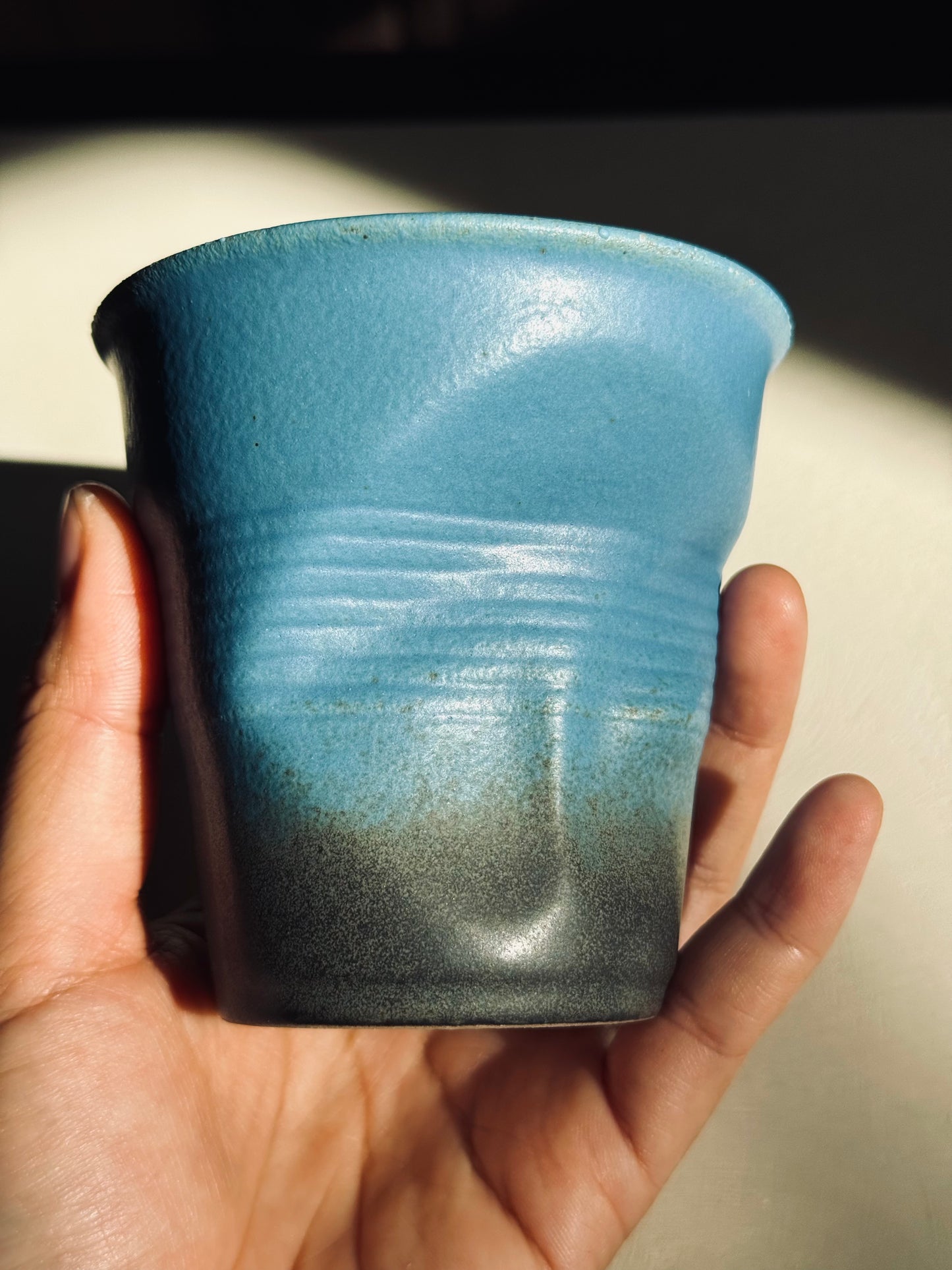 Rustic Gradient Stoneware Tumbler – Blue & Black (220ml)
