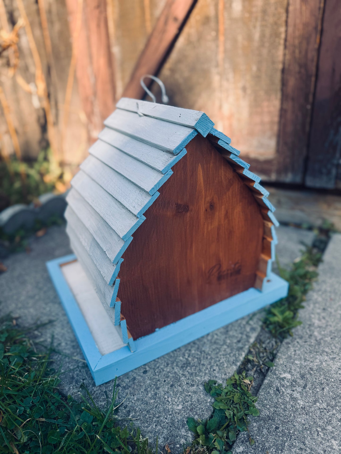 🩵 The “Fairy Pod Birdhouse” – Coastal Blue Edition