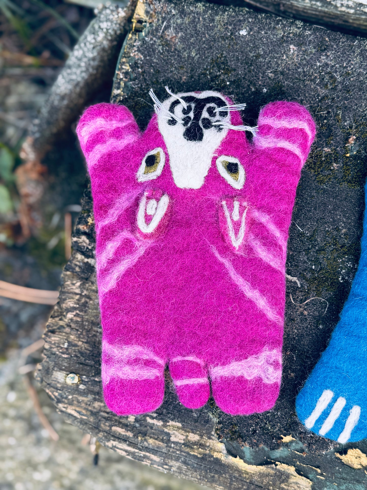 Handmade Felt Cat Coaster β Playful Cat Series π±π¨