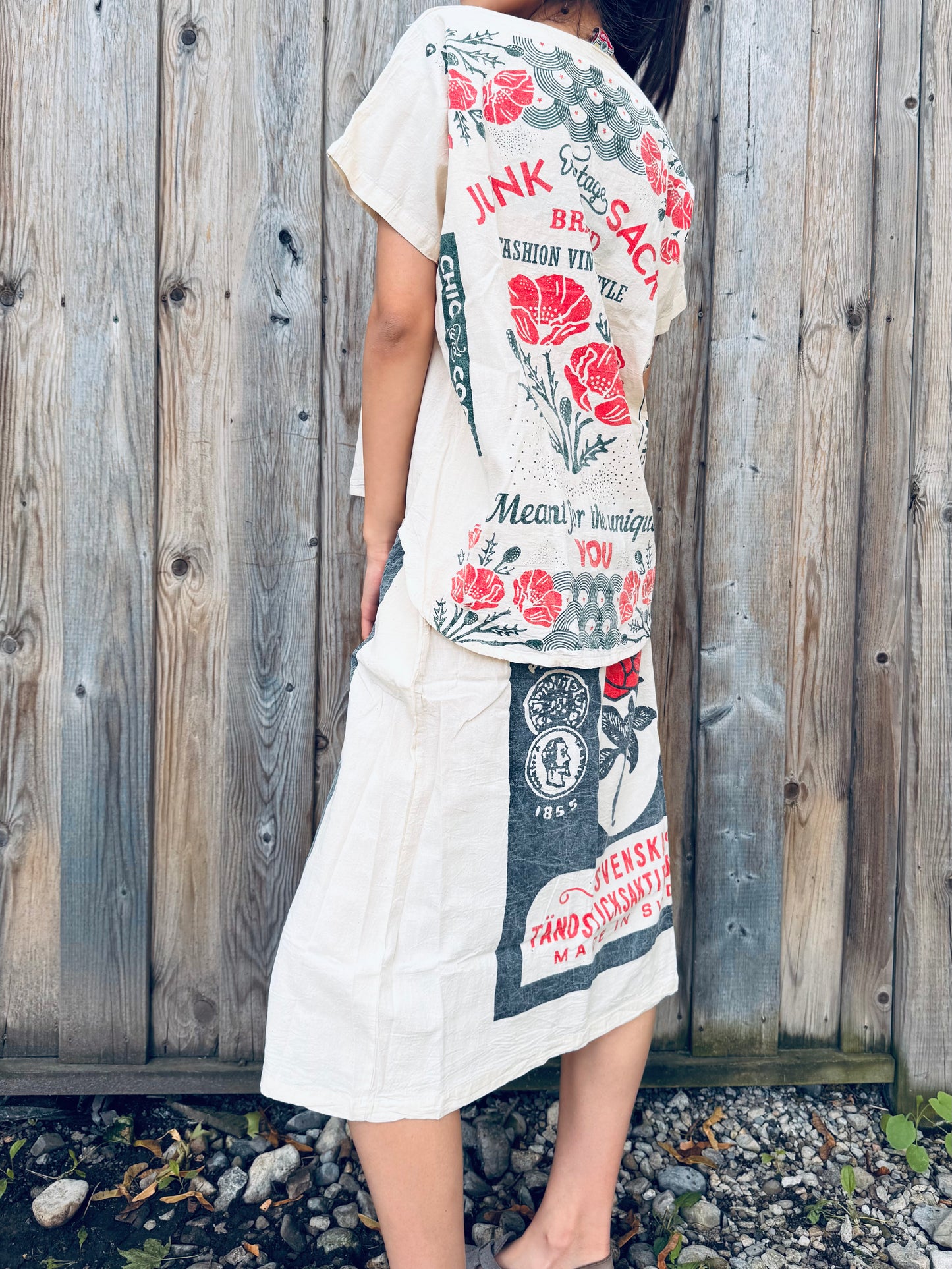 Vintage Floral Sack Top – Red Rose Print