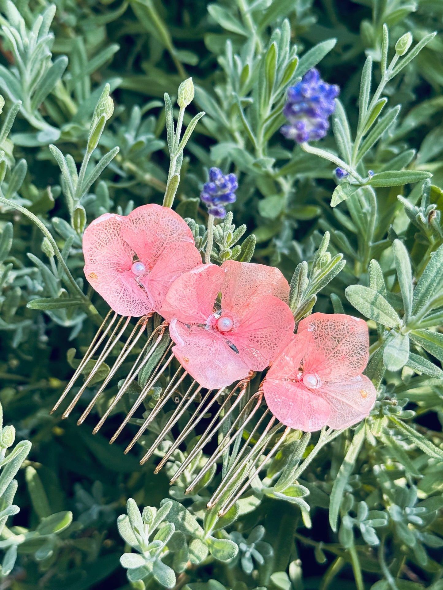 🌸 Blush Bloom Hair Comb