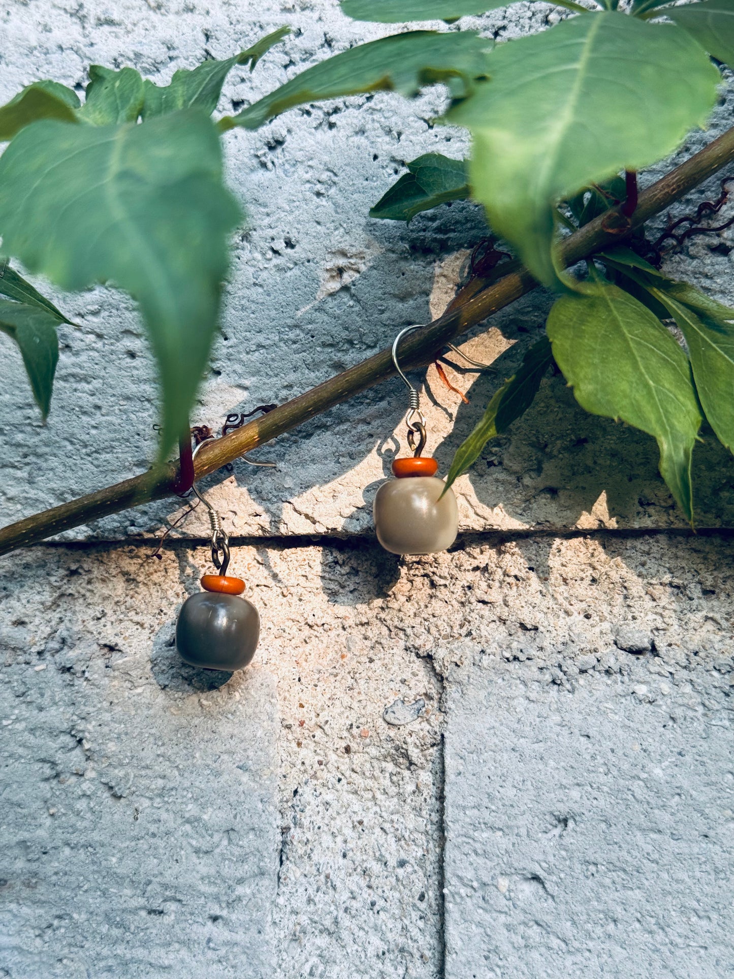 Green Bodhi Seed & Olive Slice Earrings