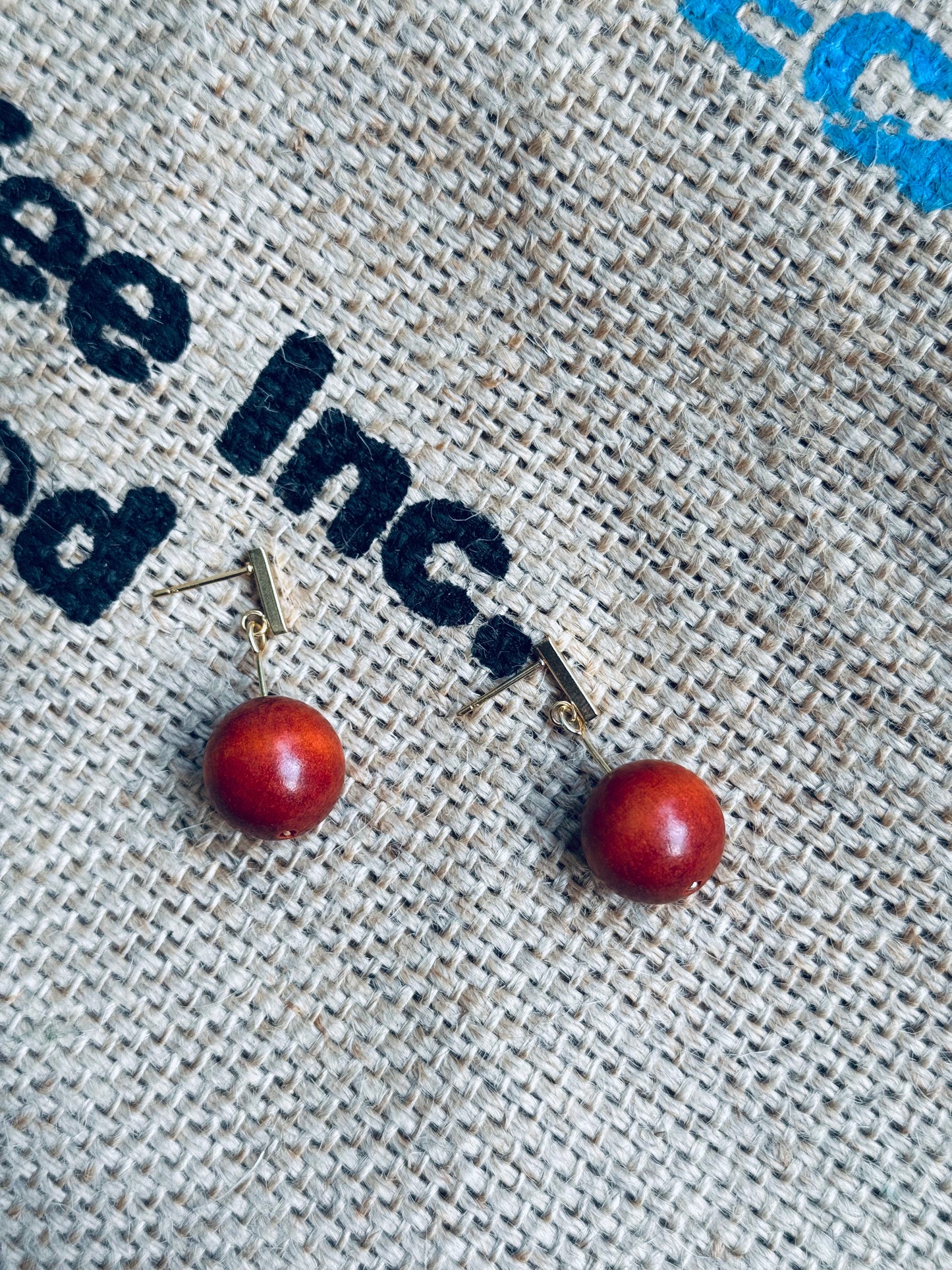Blood Dragon Wood Earrings – 14K Gold Studs