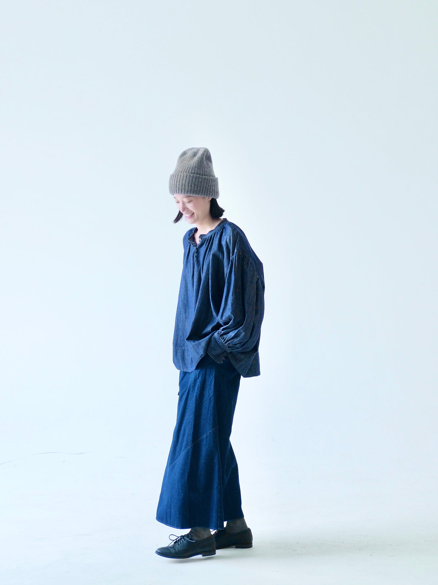 Heavy Cotton Indigo Gathered Blouse – Made in Japan