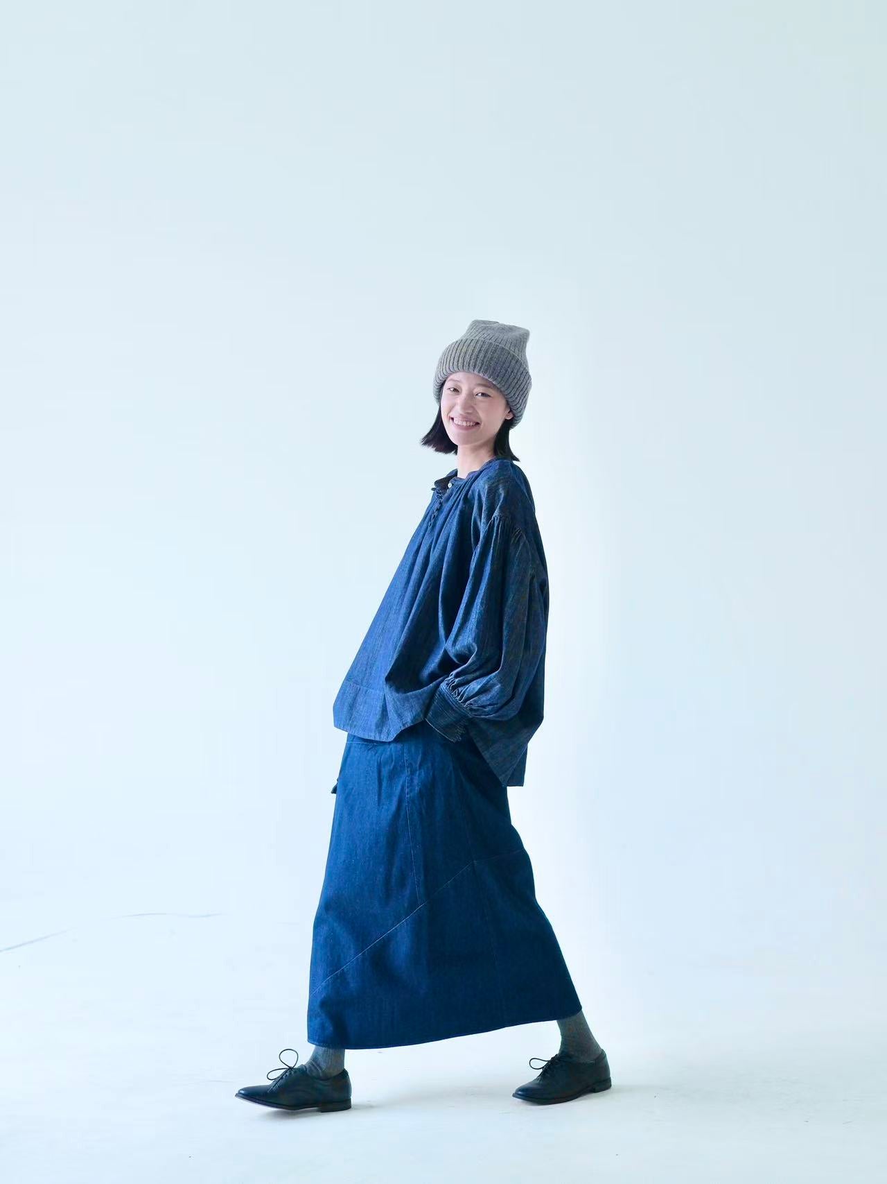 Classic Indigo Cotton Denim Skirt with Side Pocket
