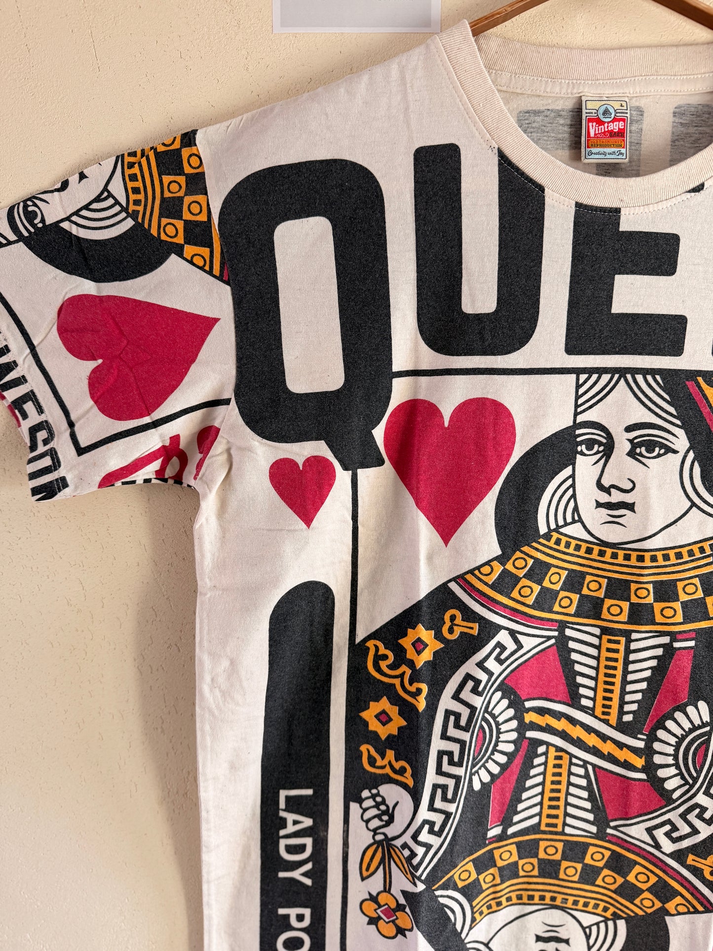 Vintage Queen Card Graphic Tee – Washed Cotton Thailand – Size L – Rare Statement T-Shirt