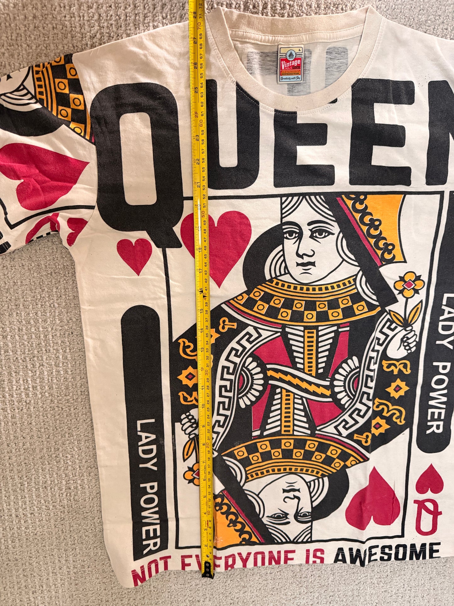Vintage Queen Card Graphic Tee – Washed Cotton Thailand – Size L – Rare Statement T-Shirt