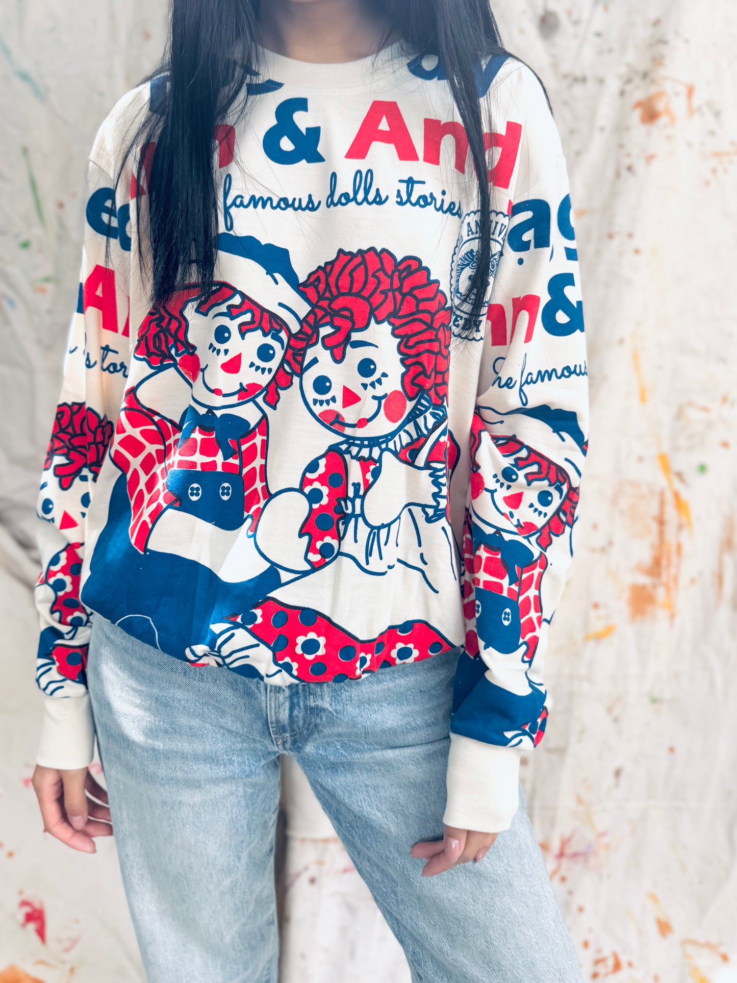 Ann & Andy Retro Graphic Sweatshirt – Vintage Story Print