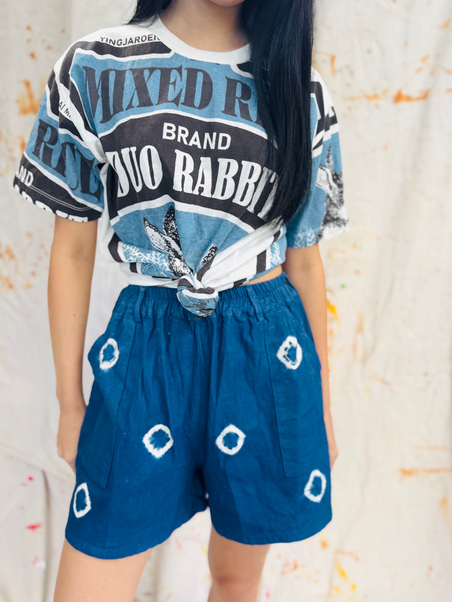 Duo Rabbit Vintage Graphic Tee – Blue Rice Sack Print
