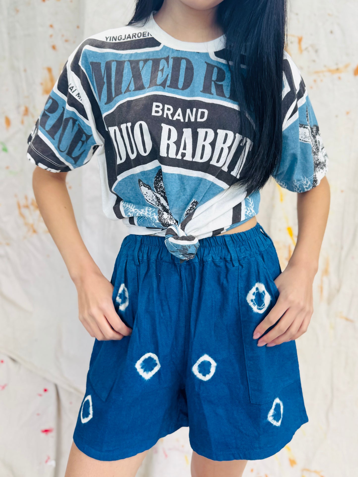 Duo Rabbit Vintage Graphic Tee – Blue Rice Sack Print