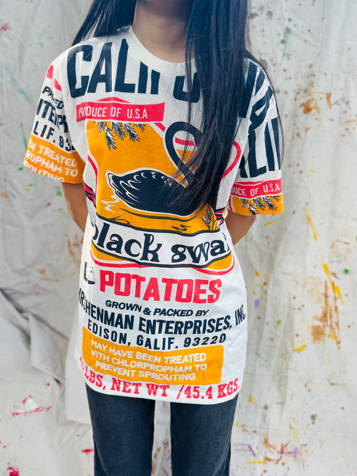 Black Swan Vintage Graphic Tee – Retro Potato Brand Print
