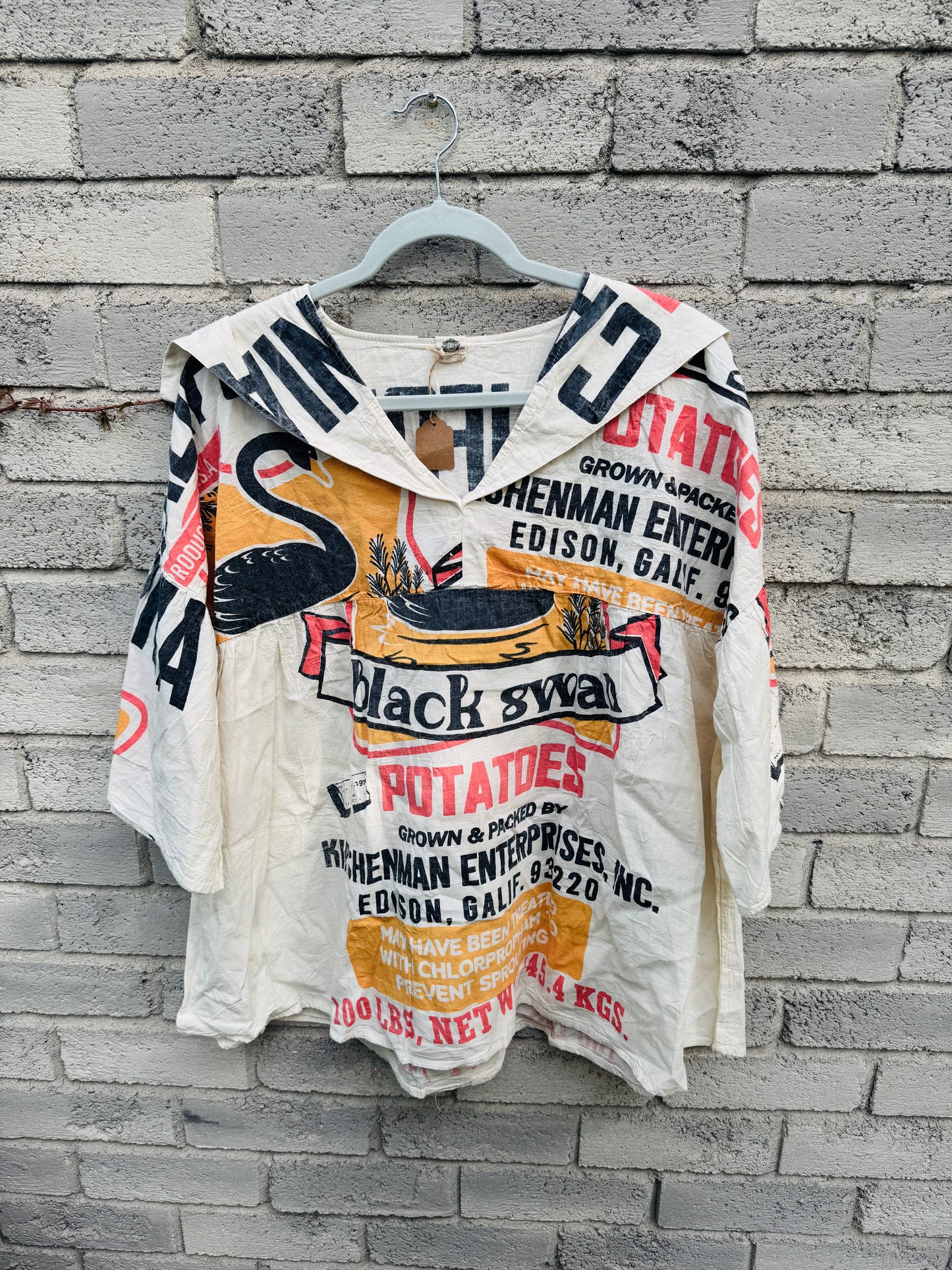 Vintage Sailor Collar Graphic Top – Retro Farm Label Collection