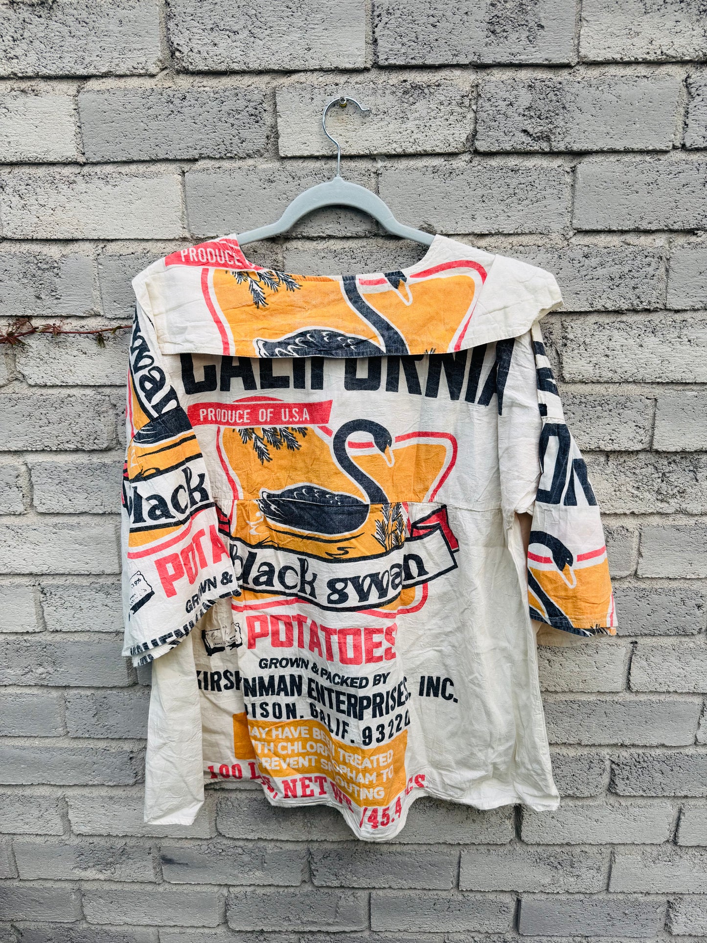 Vintage Sailor Collar Graphic Top – Retro Farm Label Collection