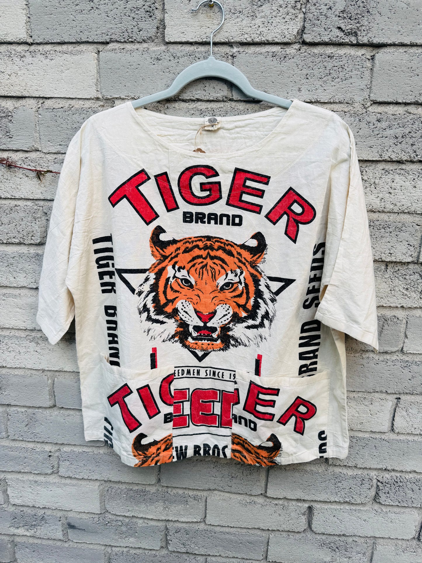 Vintage Retro Graphic Top – Limited Edition