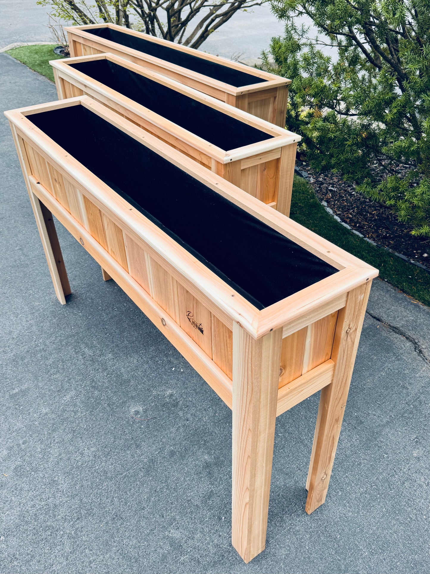Niagara Series – Made to Measure Cedar Planter(Starting at $200) for custom sizes