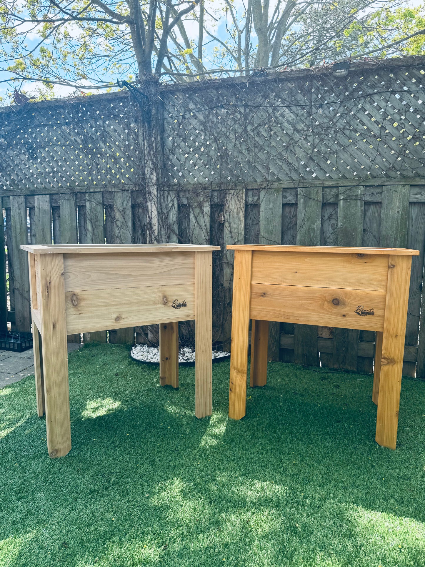 Dundas Line – Premium Cedar Raised Planters (23” Height)
