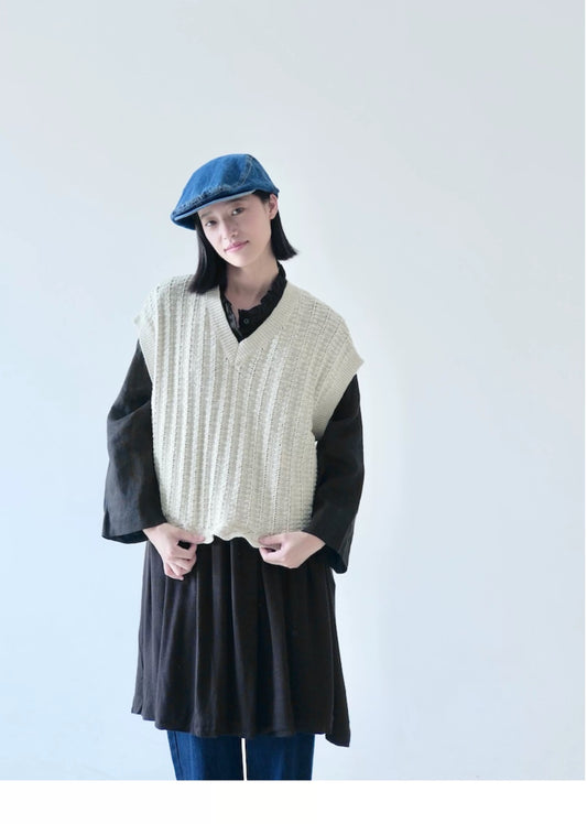 Effortless layering vest, crafted in Japan