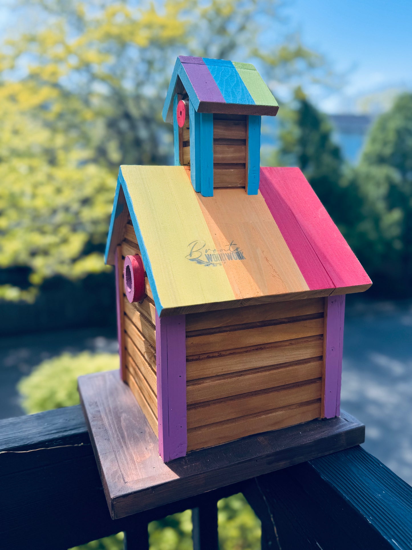 Cedar Birdhouse – Handcrafted Outdoor Nesting House | Made in Oakville 🇨🇦
