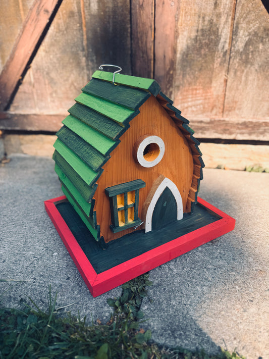 🏡 The “Fairy Peak Birdhouse” – Evergreen Cottage Edition