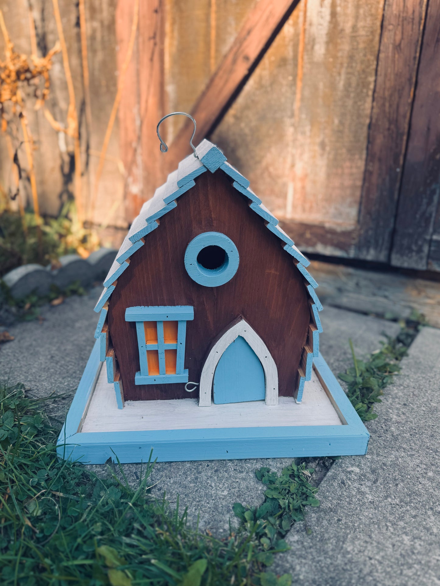 🩵 The “Fairy Pod Birdhouse” – Coastal Blue Edition