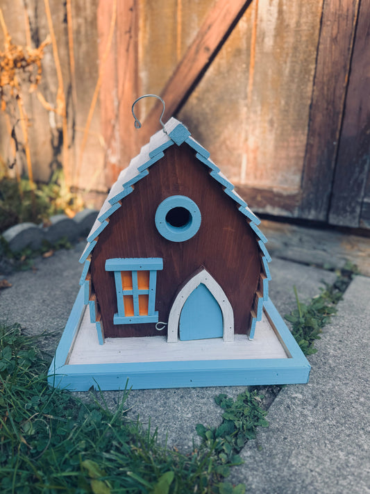 🩵 The “Fairy Pod Birdhouse” – Coastal Blue Edition