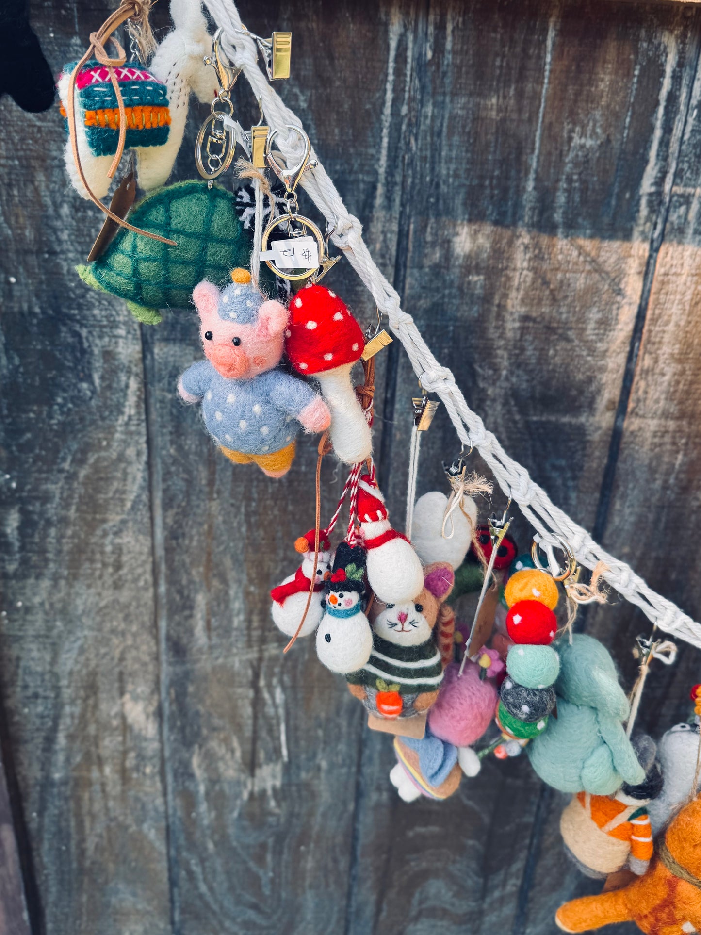 🧚‍♀️ Handmade Felt Charms & Keychains  – Assorted Characters A