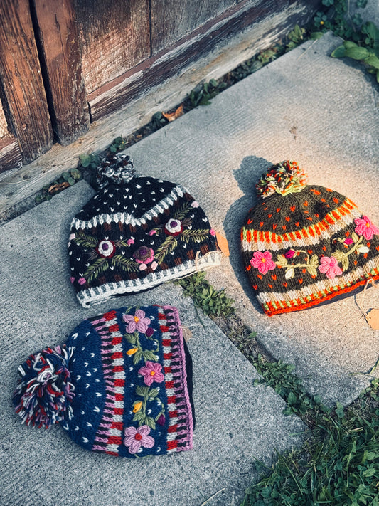 ❄️ Handmade Floral Wool Knit Hat