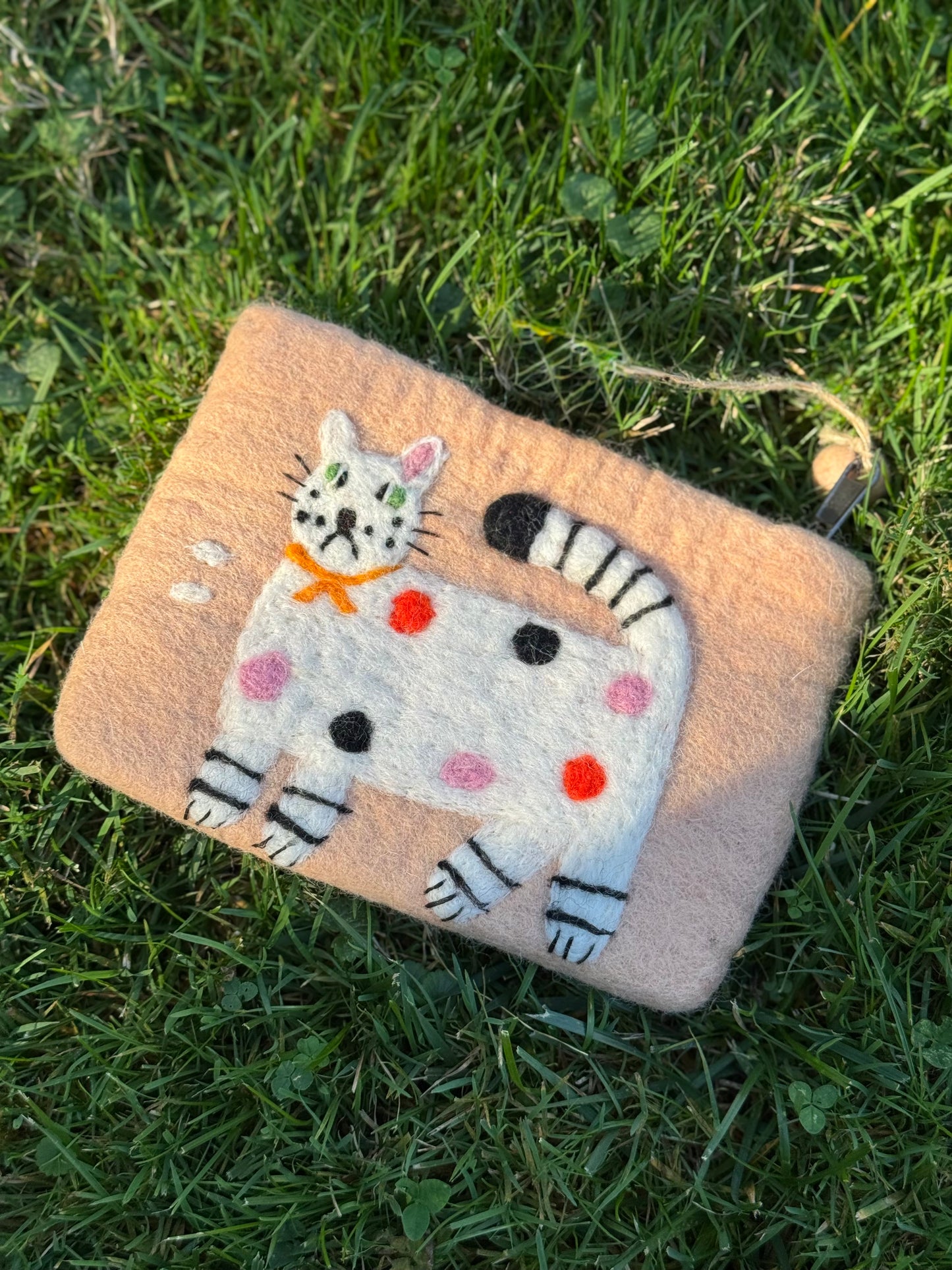 Handmade Felt Pouch – Spotted Cat Edition