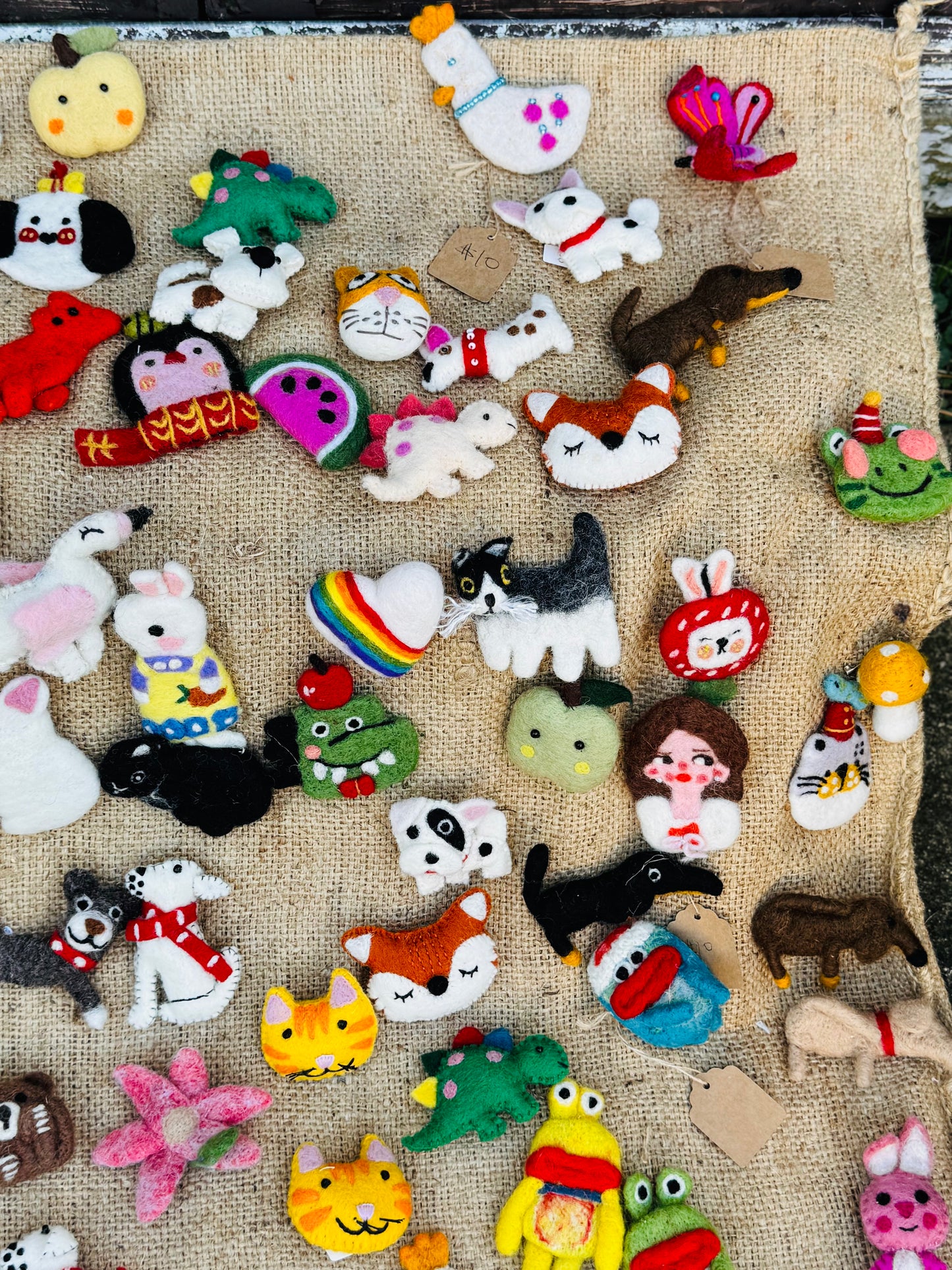 🧷 Handmade Felt Brooch Collection – Assorted Designs