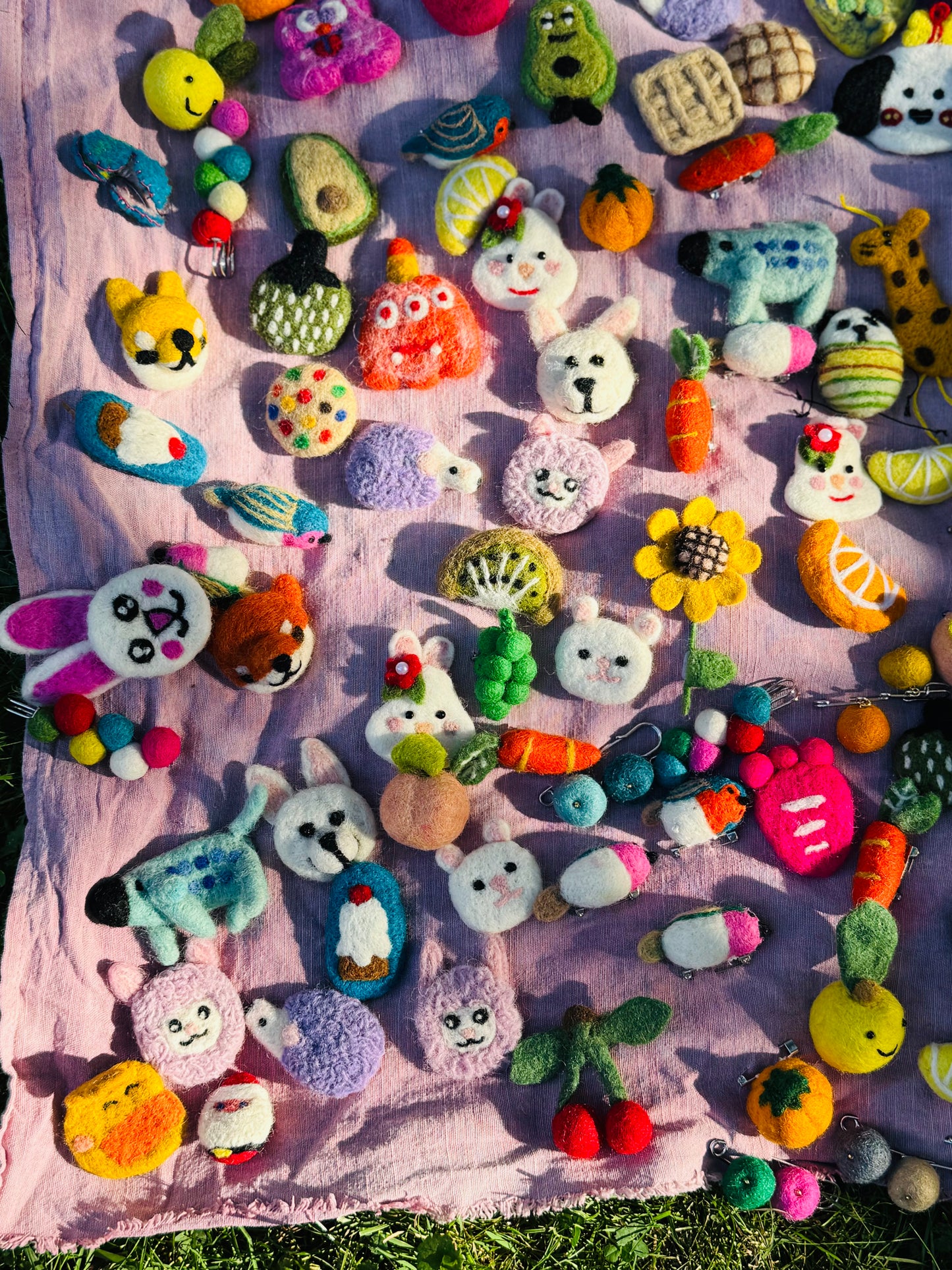 🧷 Handmade Felt Brooch Collection – Assorted Designs