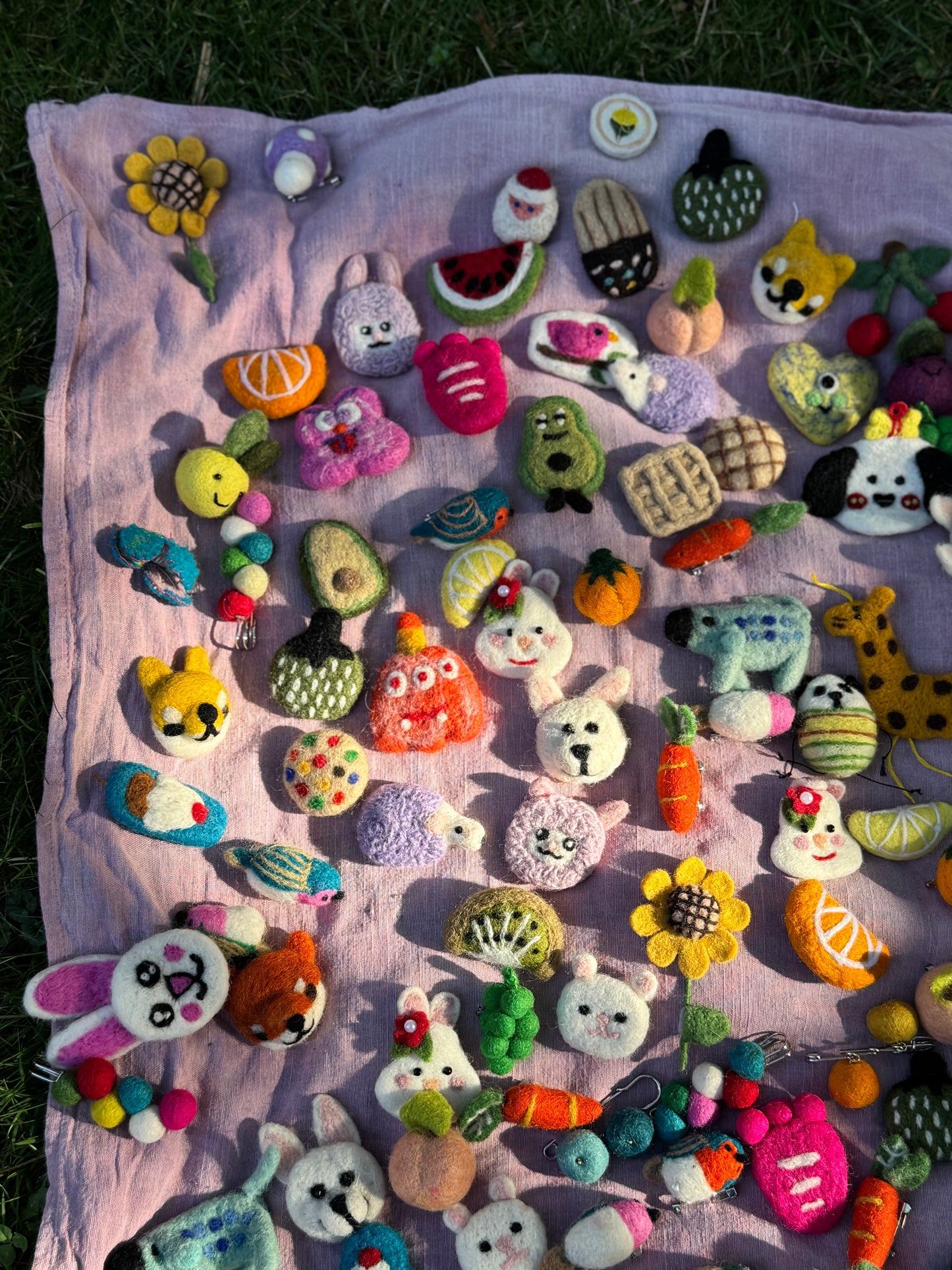 🧷 Handmade Felt Brooch Collection – Assorted Designs