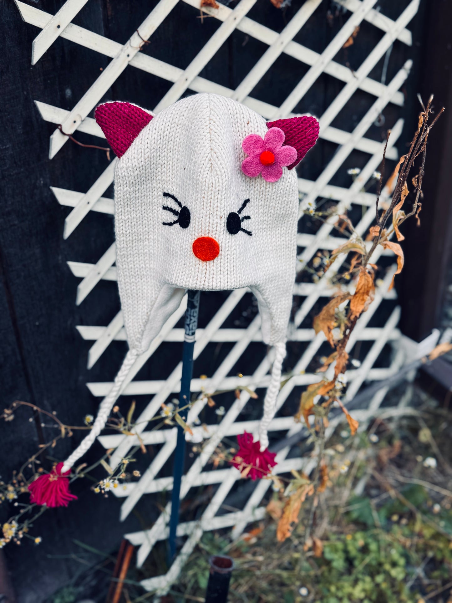 Handmade Animal Knit Hat – Cozy Winter Collection 🦁🦄🦌🐱