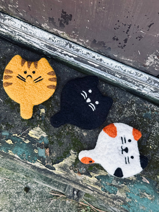 Handmade Felt Cat Coaster – Meow Trio Collection 🐱🐾