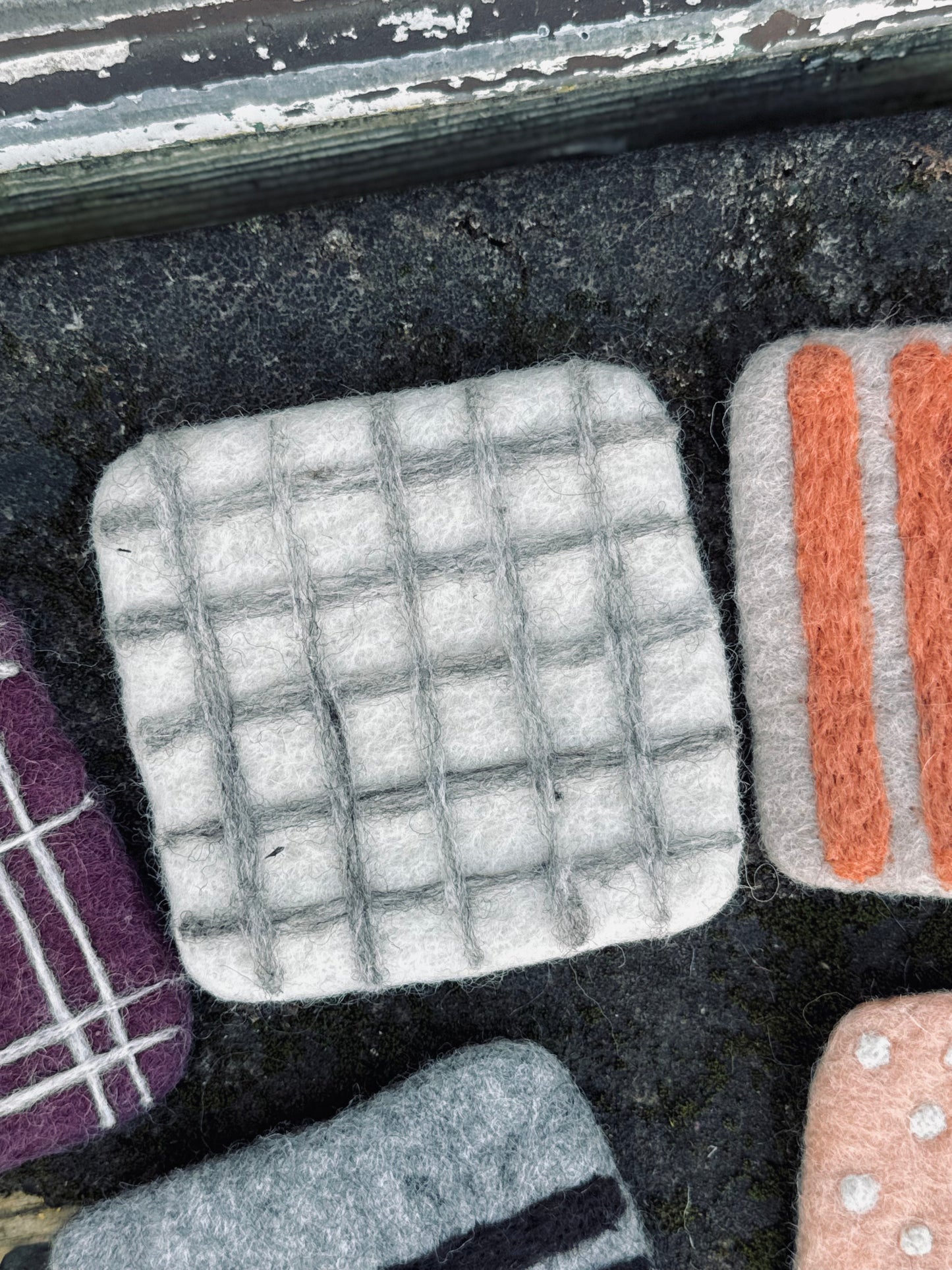 Handmade Felt Coaster – Modern Pattern Series 🧡🖤🤍