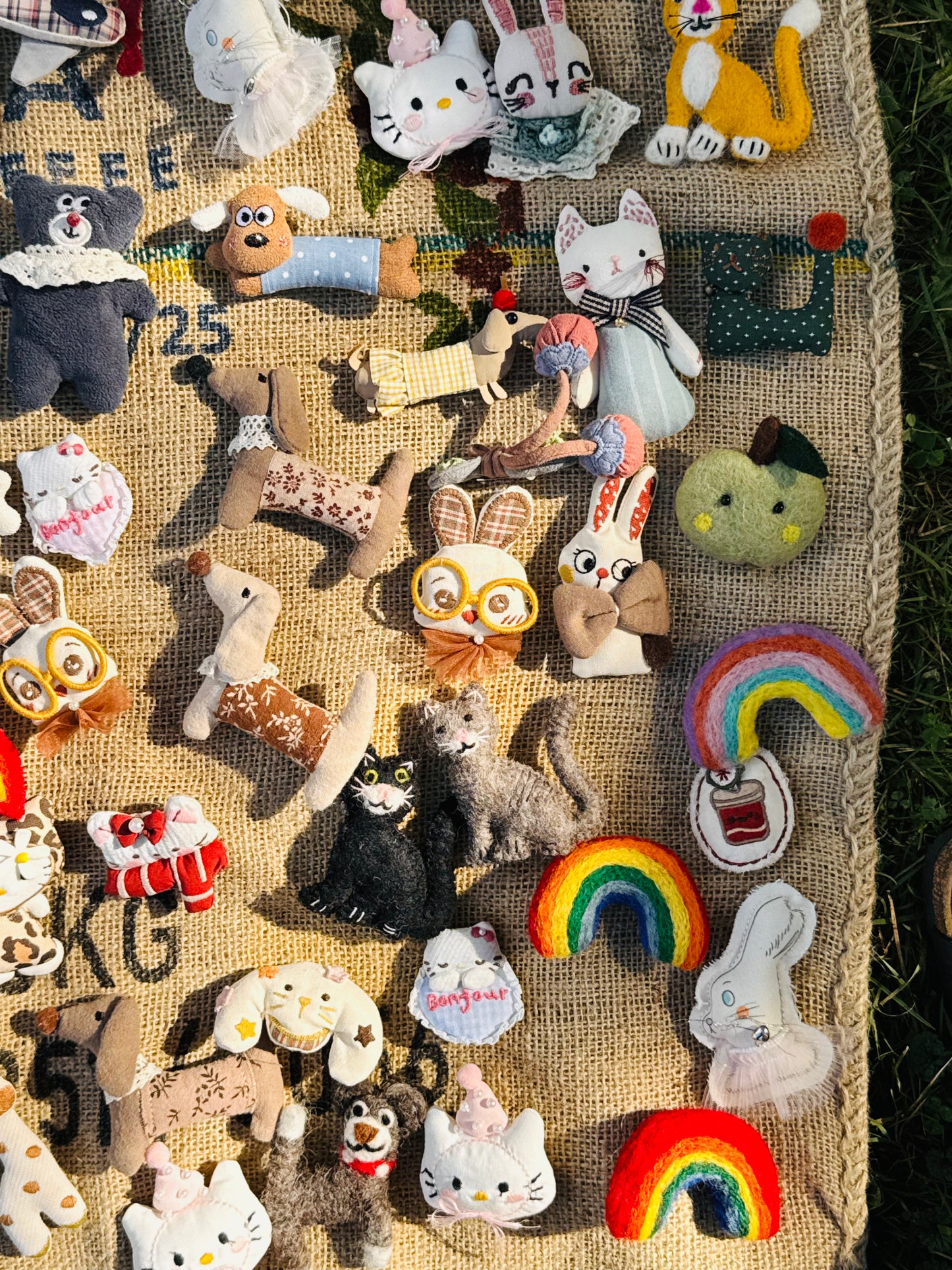 🧷 Handmade Felt Brooch Collection – Assorted Designs