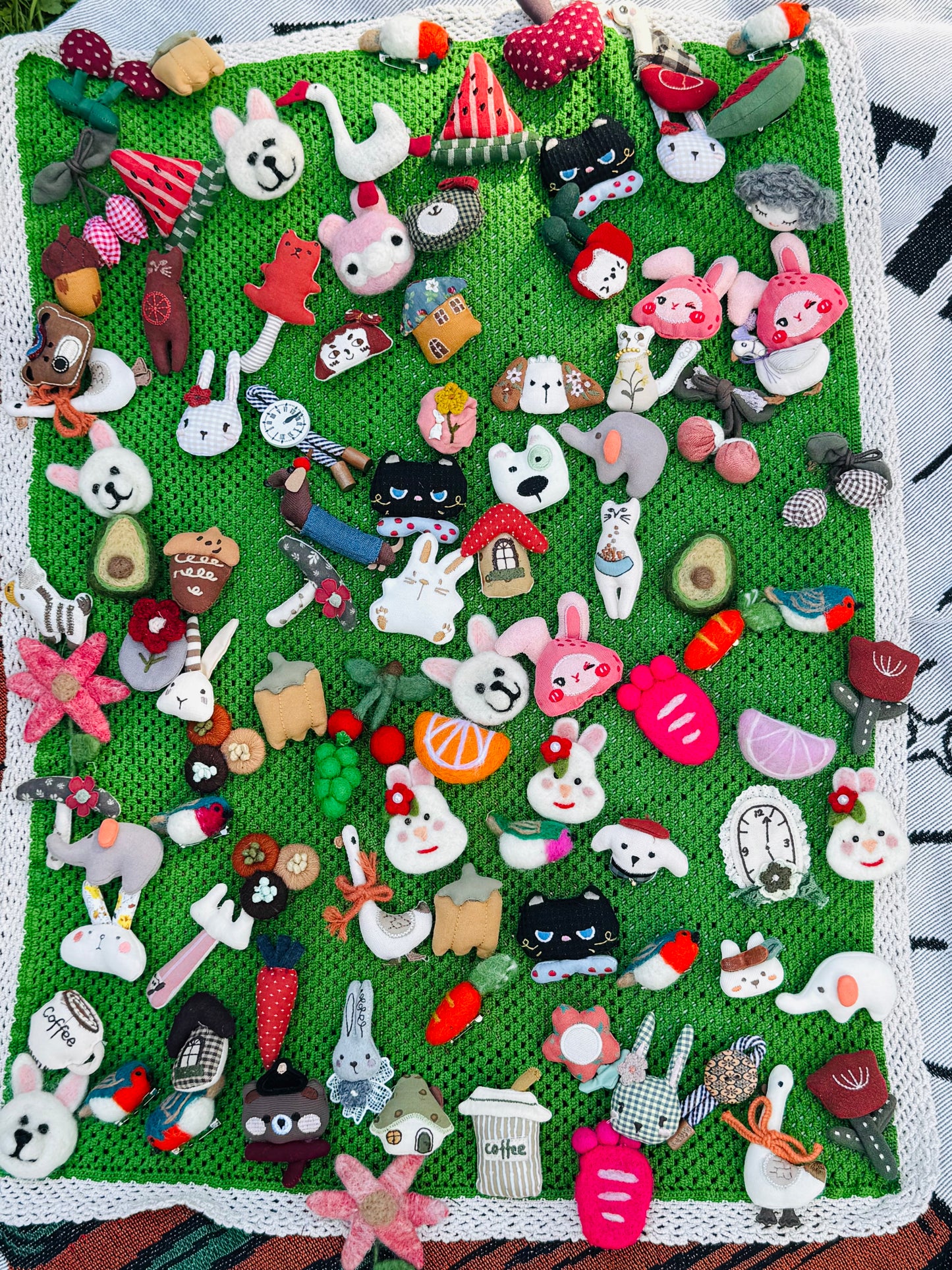 🧷 Handmade Felt Brooch Collection – Assorted Designs