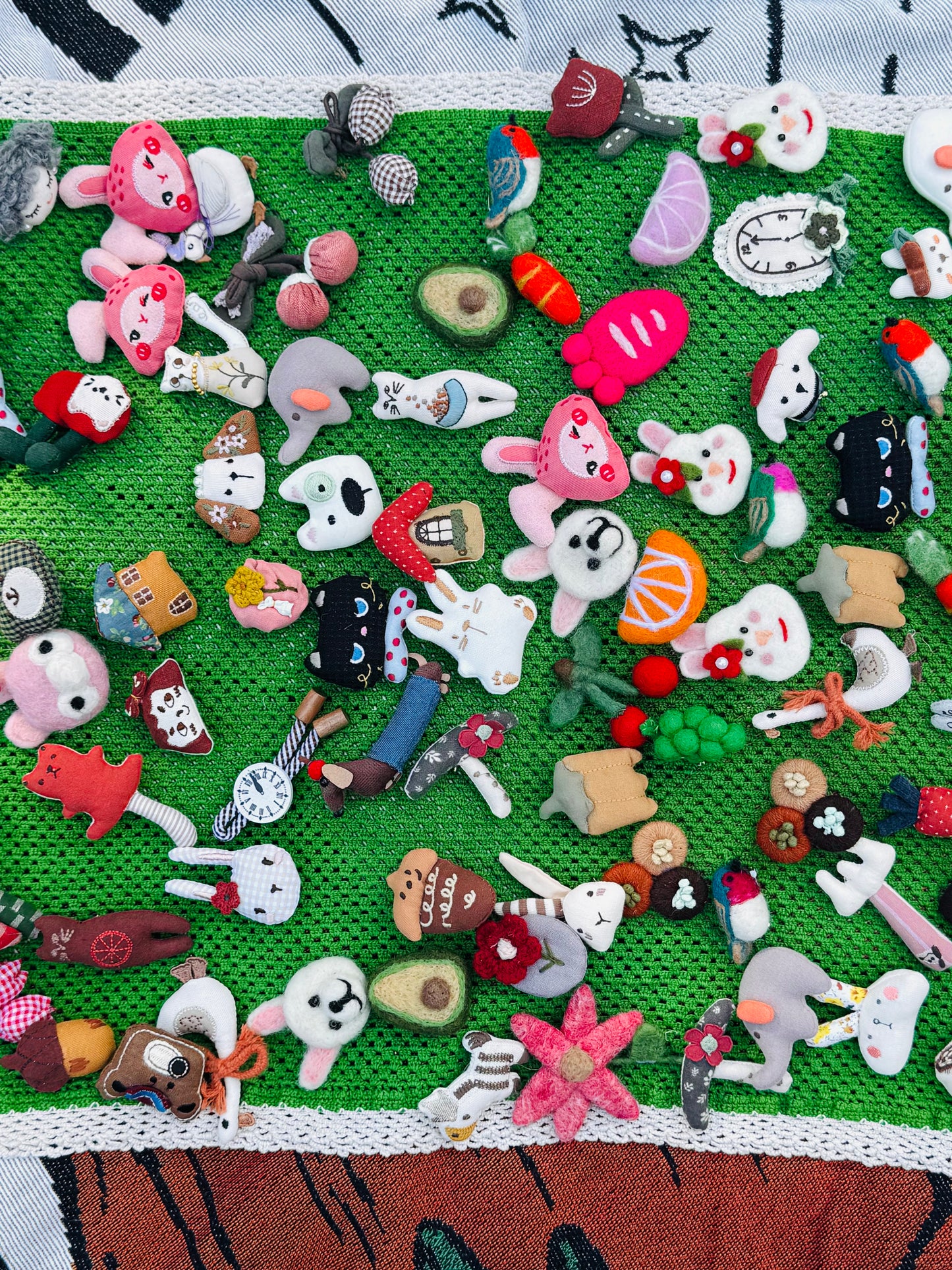 🧷 Handmade Felt Brooch Collection – Assorted Designs