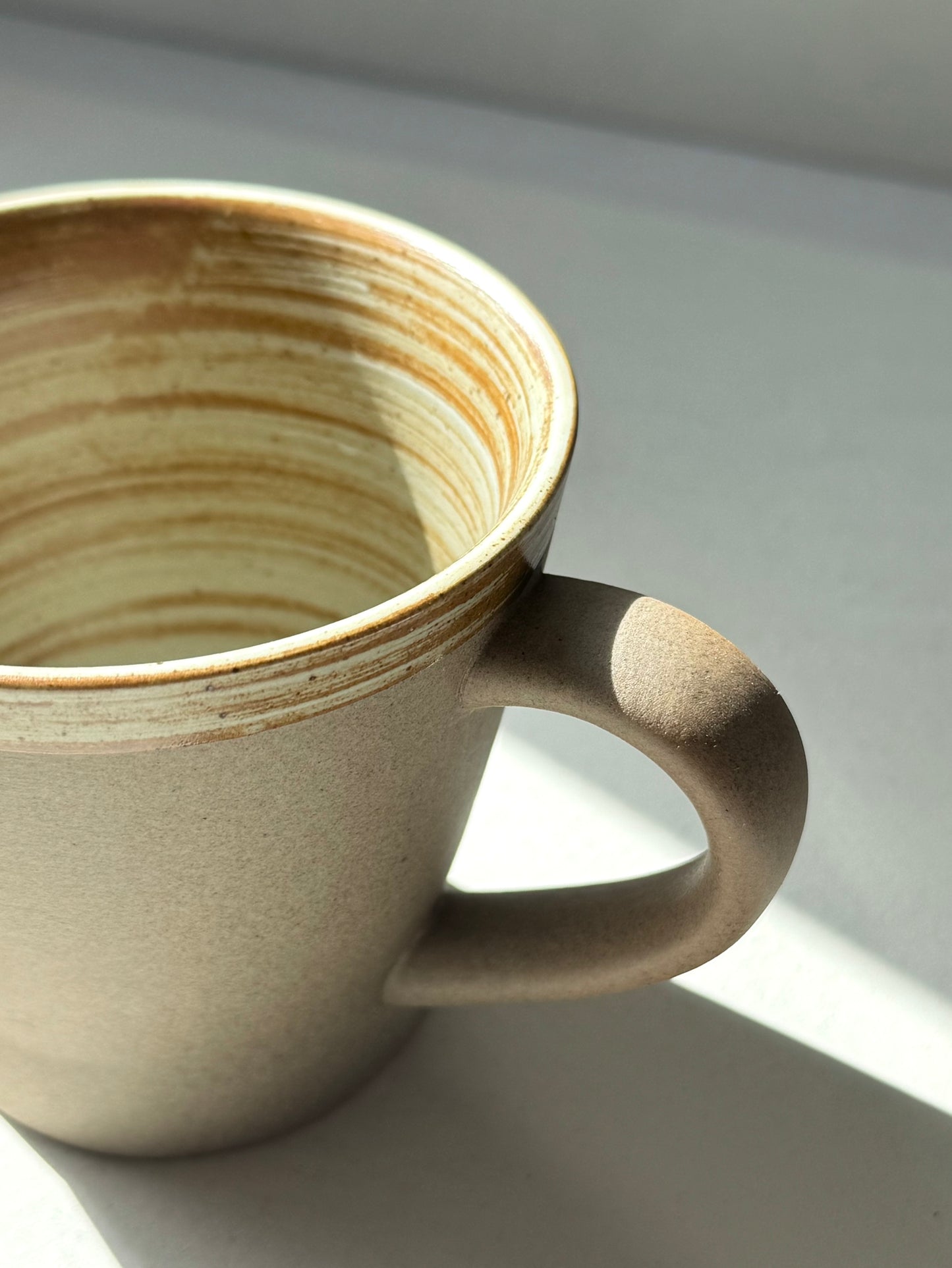 Minimalist Stoneware Mug | Spiral Interior