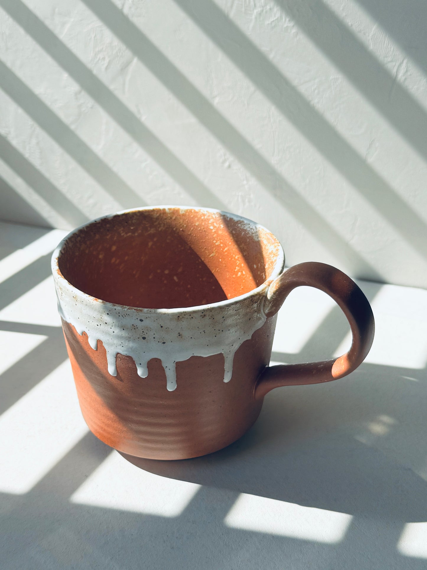 BoHo Bronte Clay Flow Mug – White Drip Edition