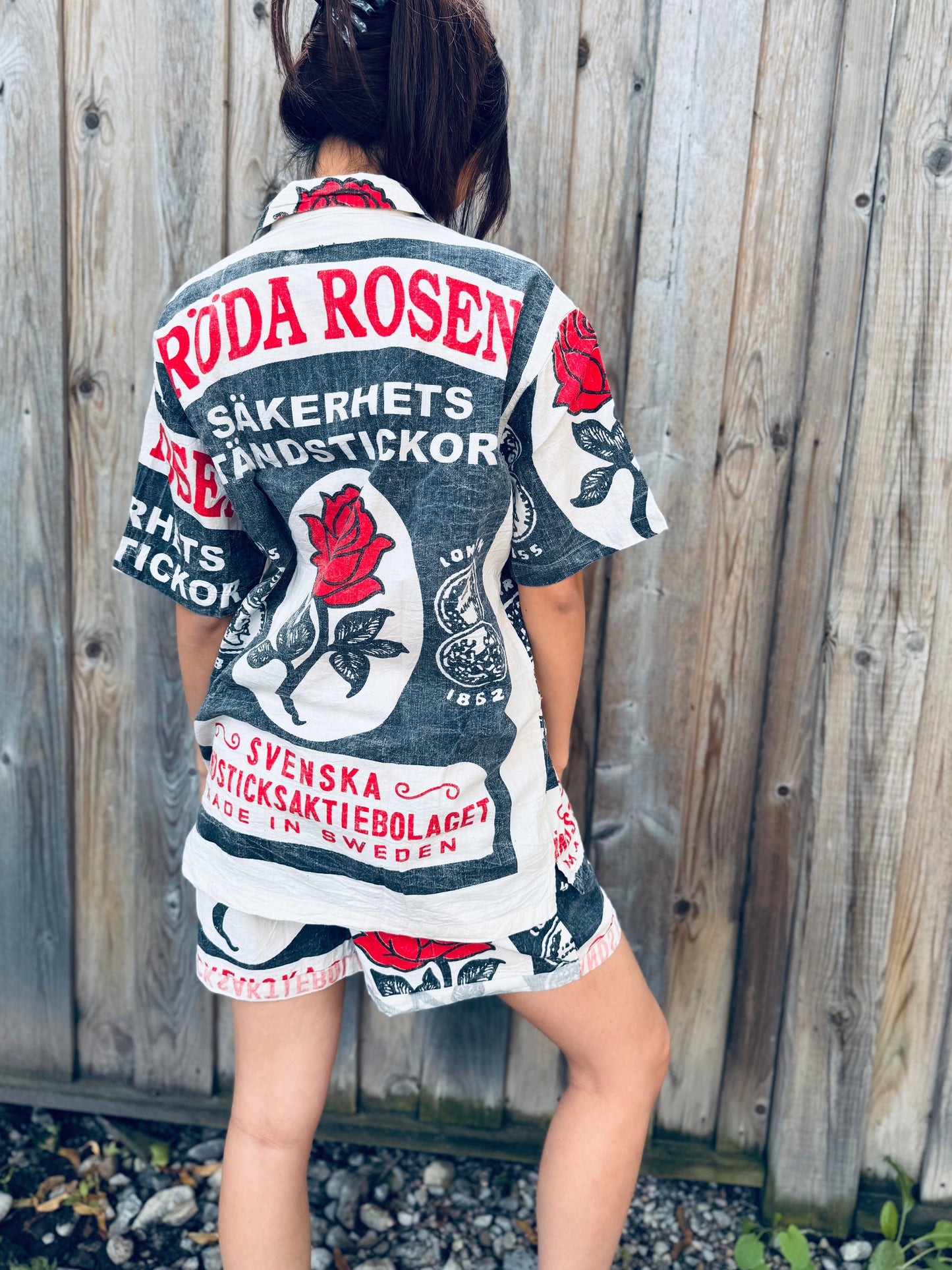 Red Rose Matchbox Print Button-Up Shirt