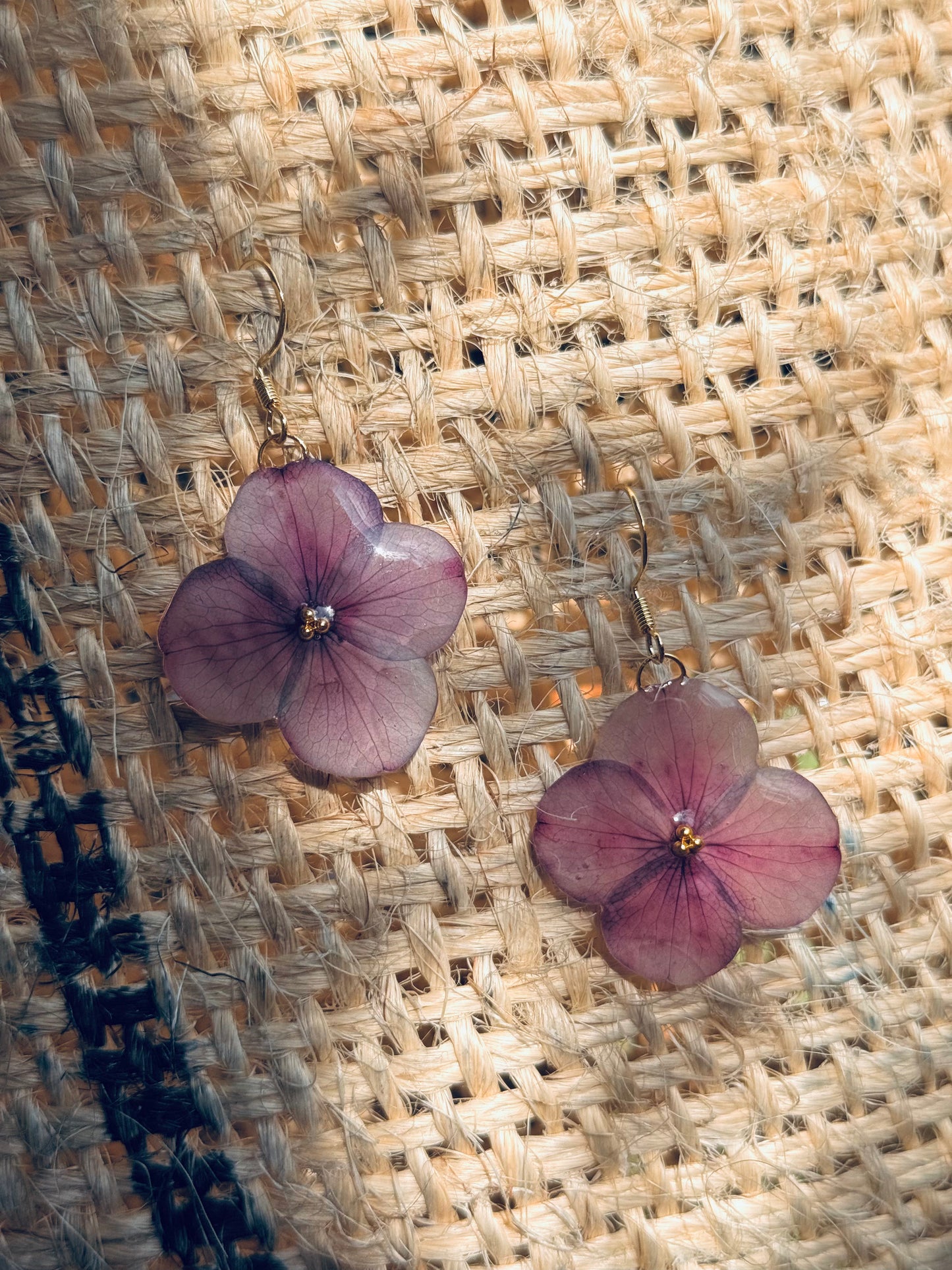 Blooming Hydrangea Earrings – Real Dried Flowers, 14k Gold‑Plated Hooks