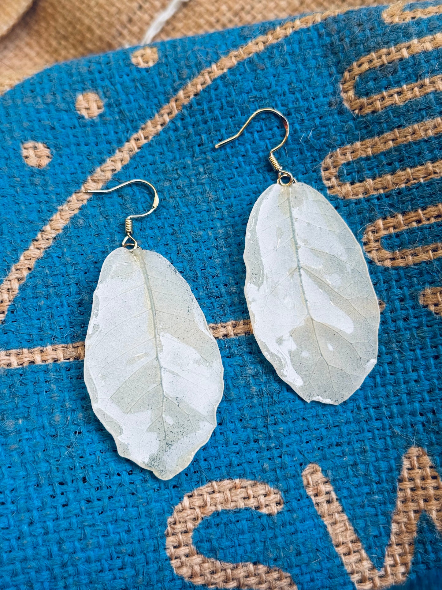 Whispering Oak Leaf Earrings – Made with Real Oak Leaves