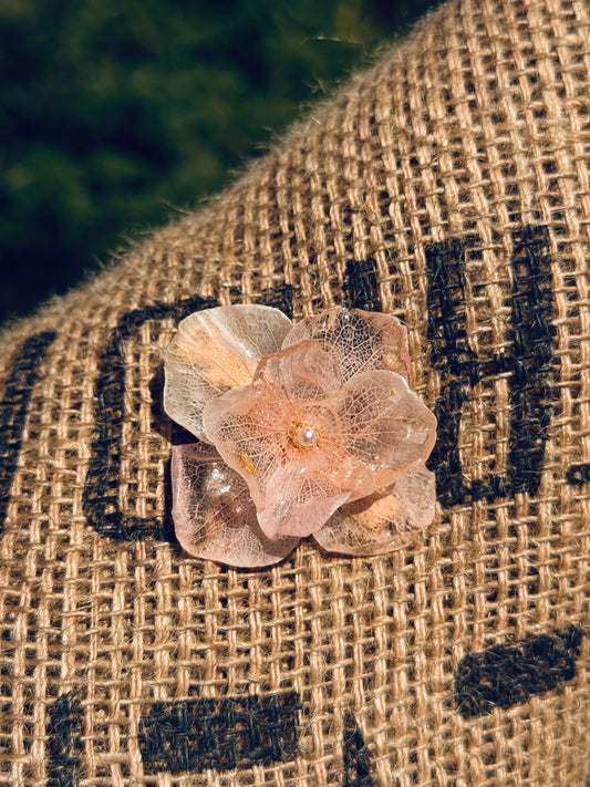 Blush Petal Bloom Clip
