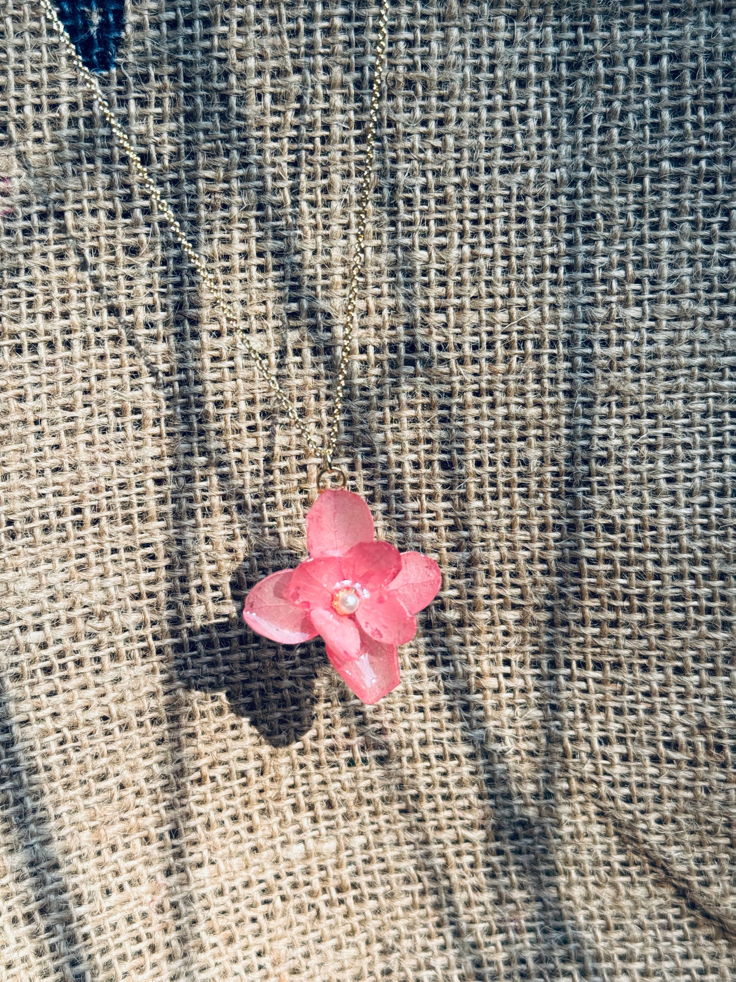 🌸 Petite Hydrangea Bloom Necklace – 14k Gold ✨