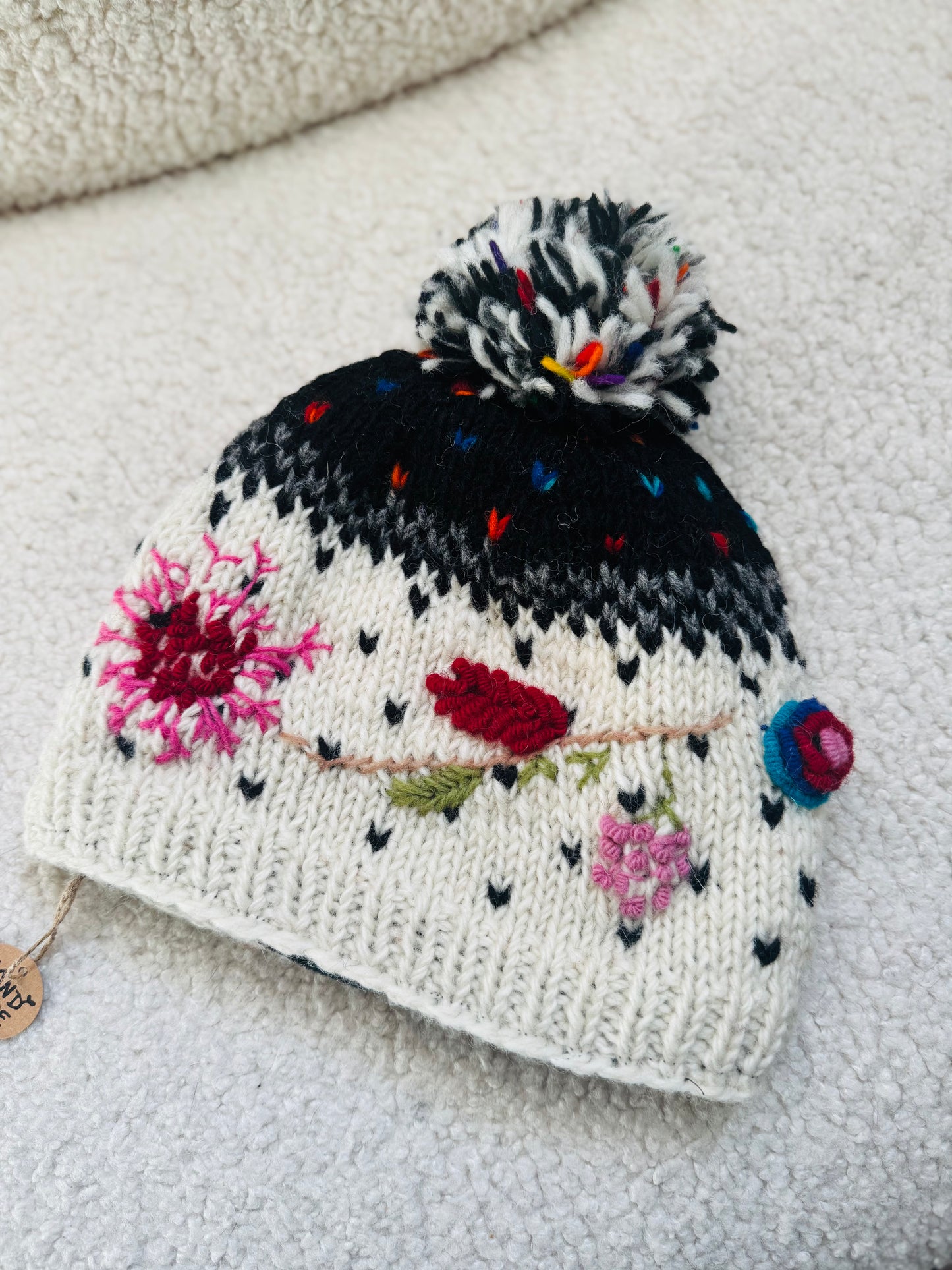 ❄️ Handmade Floral Wool Knit Hat